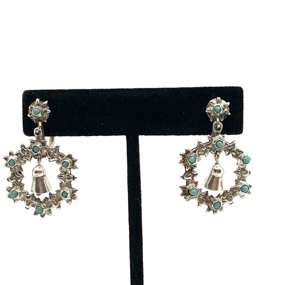 Vintage JPL Wreath Bells 865 Screw Backs Earrings - Picture 2 of 12